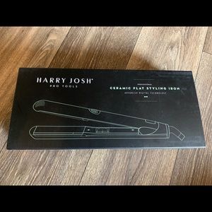 Harry Josh Ceramic Flat Styling Iron